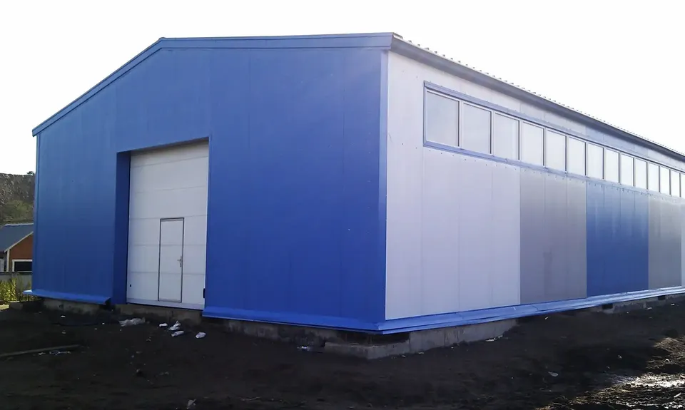 Ангар из сэндвич-панелей