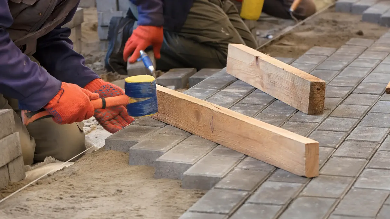 Подготовка дорожного покрытия