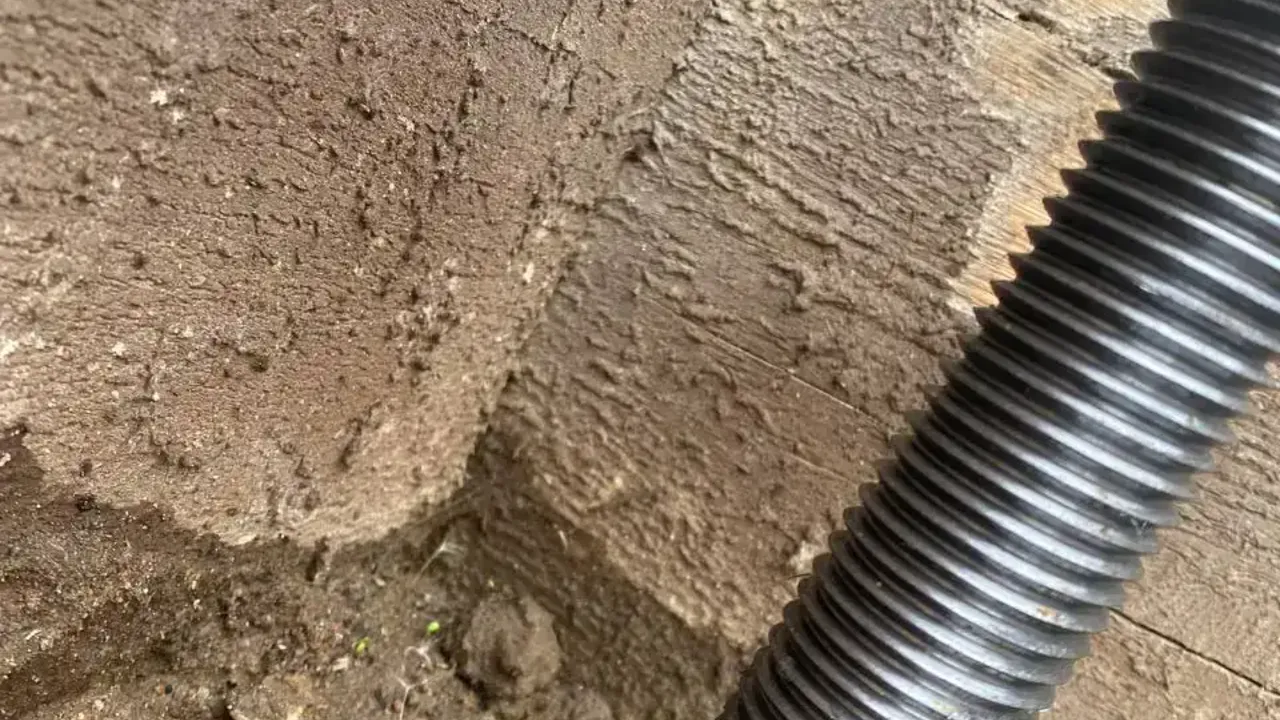 Резьбовые работы в процессе