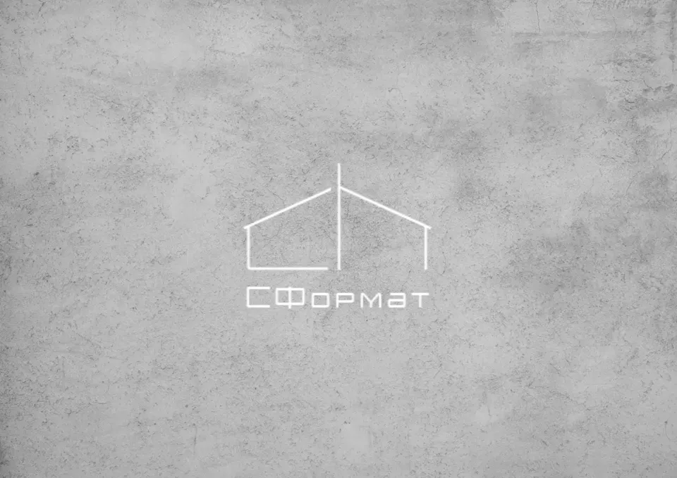 Логотип компании Сформат на строительном объекте